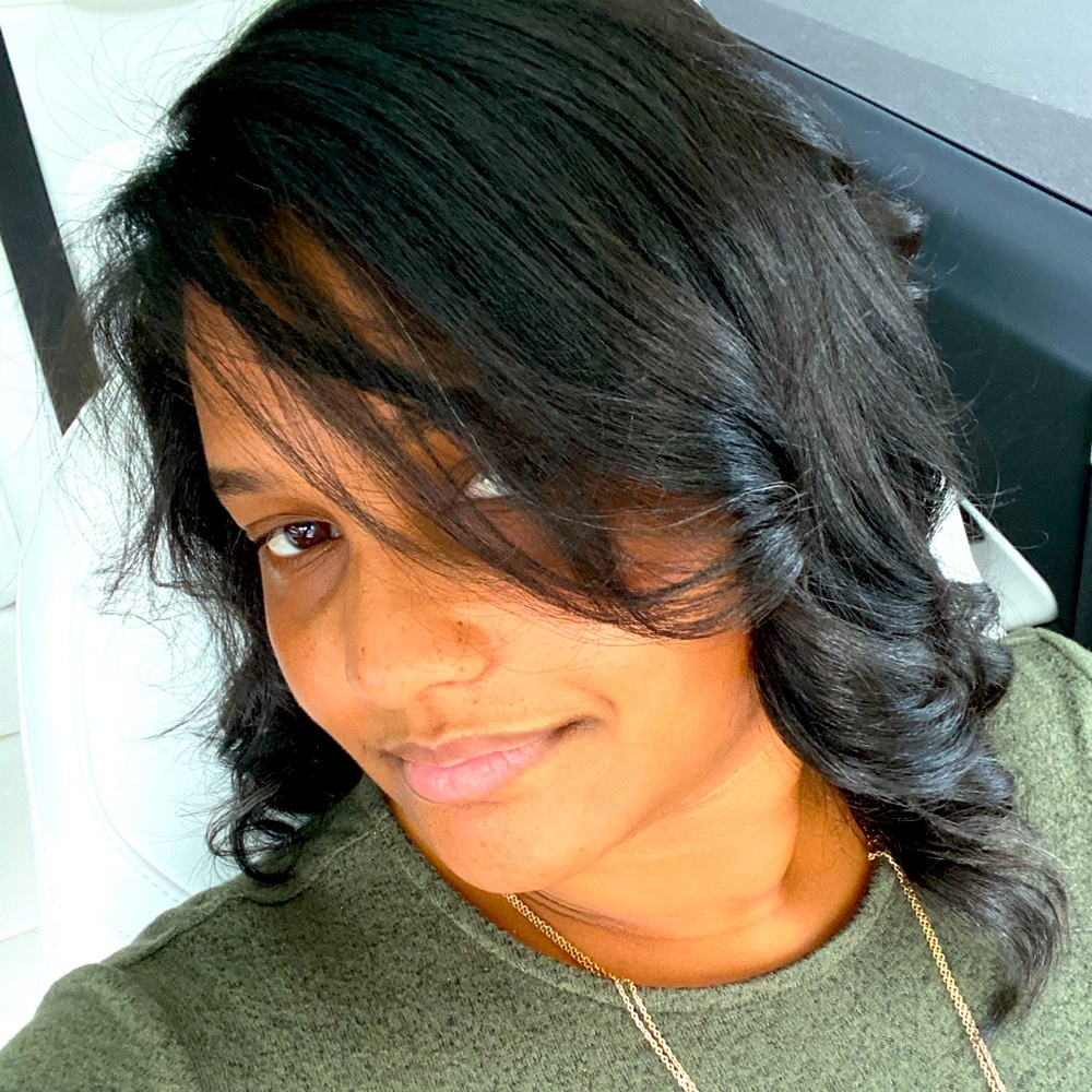 Meet your Posher, Cresia